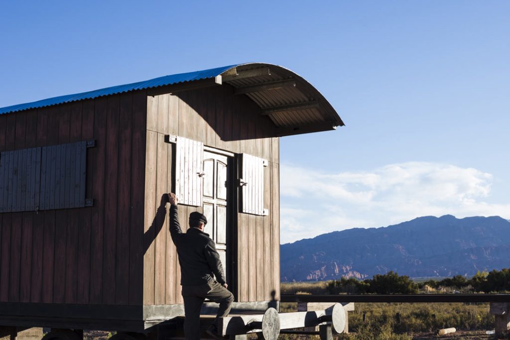 Laying the Foundation of Your Cabin Rental Business - Zeevou