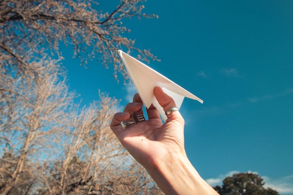 Paper Airplanes/ Zeevou