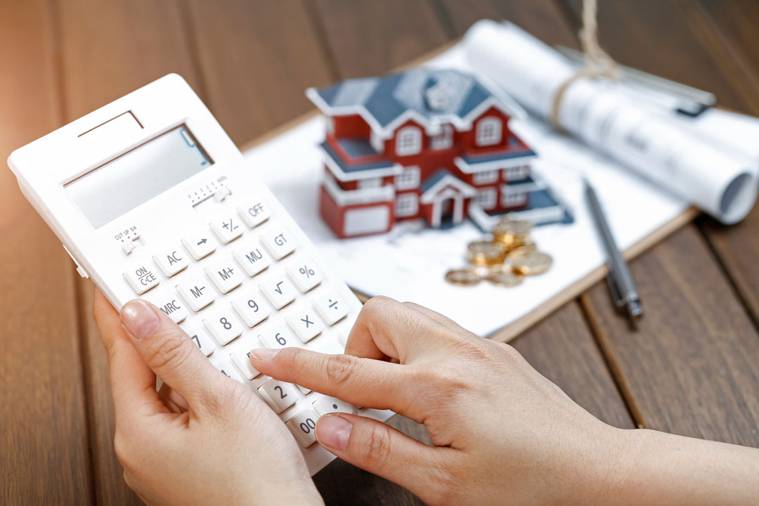what-we-mean-when-we-talk-about-airbnb-service-fees-zeevou